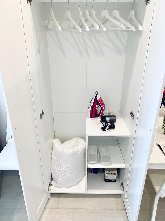 Myfreedom Апартаменти Метро Харківська Kiev Bagian luar foto